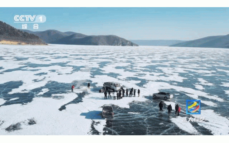 打出溜滑、吃铁锅炖、探秘石板大米……黑龙江的玩法也太丰富了！